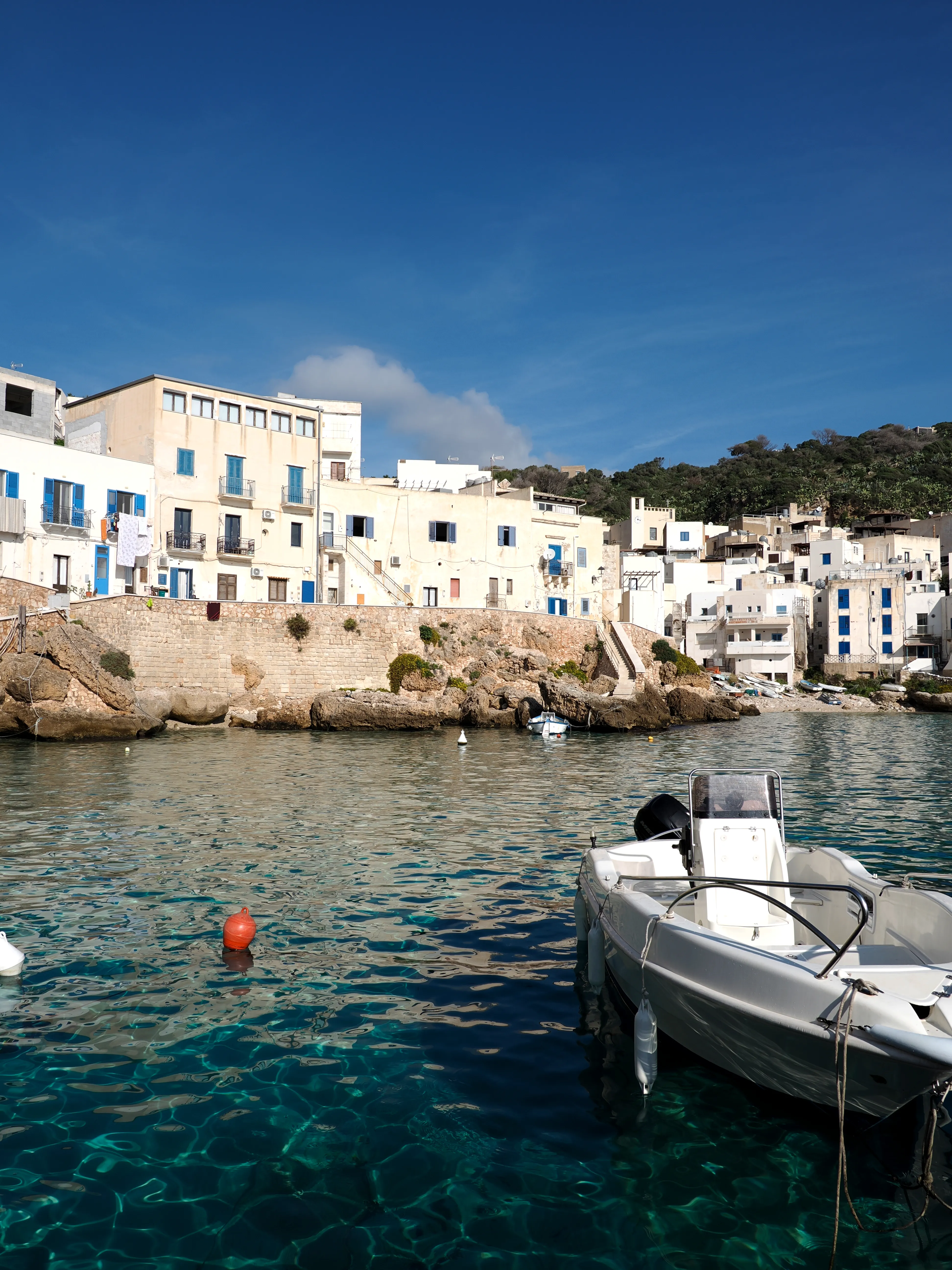 Sguardo a Levanzo. Fotografia del sentire
